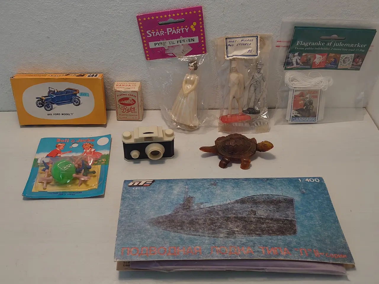 Billede 1 - 9 stk vintage legetøjsemner.