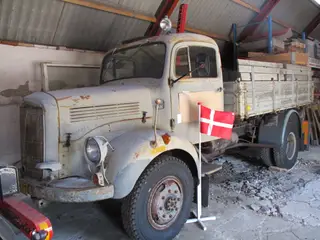 Mercedes 312