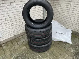Helt nye sommer dæk 235/60R18 103H - Giv et bud