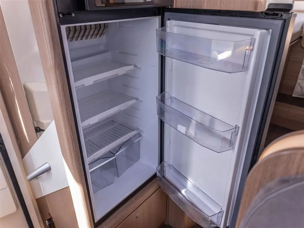 Billede 21 - 2021 - Carado I 338 Aut. Topudstyret Helintegreret Carado med automatgear