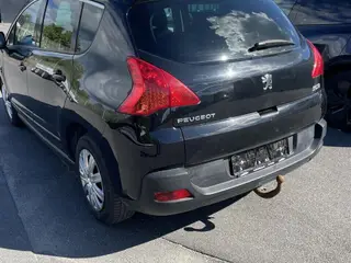 Peugeot 3008 2,0 HDI FAP Premium 150HK 6g