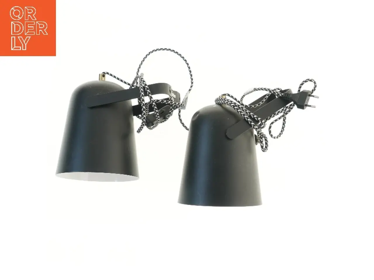 Billede 1 - Sort pendel lamper (str. 2 stk 21 cm)