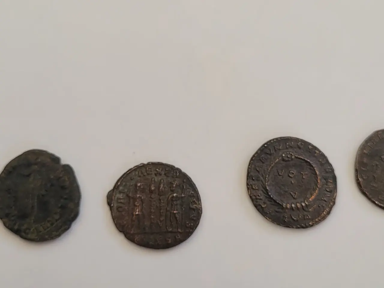Billede 6 - 5 ægte romerske mønter – ca. 300–400 e.Kr.