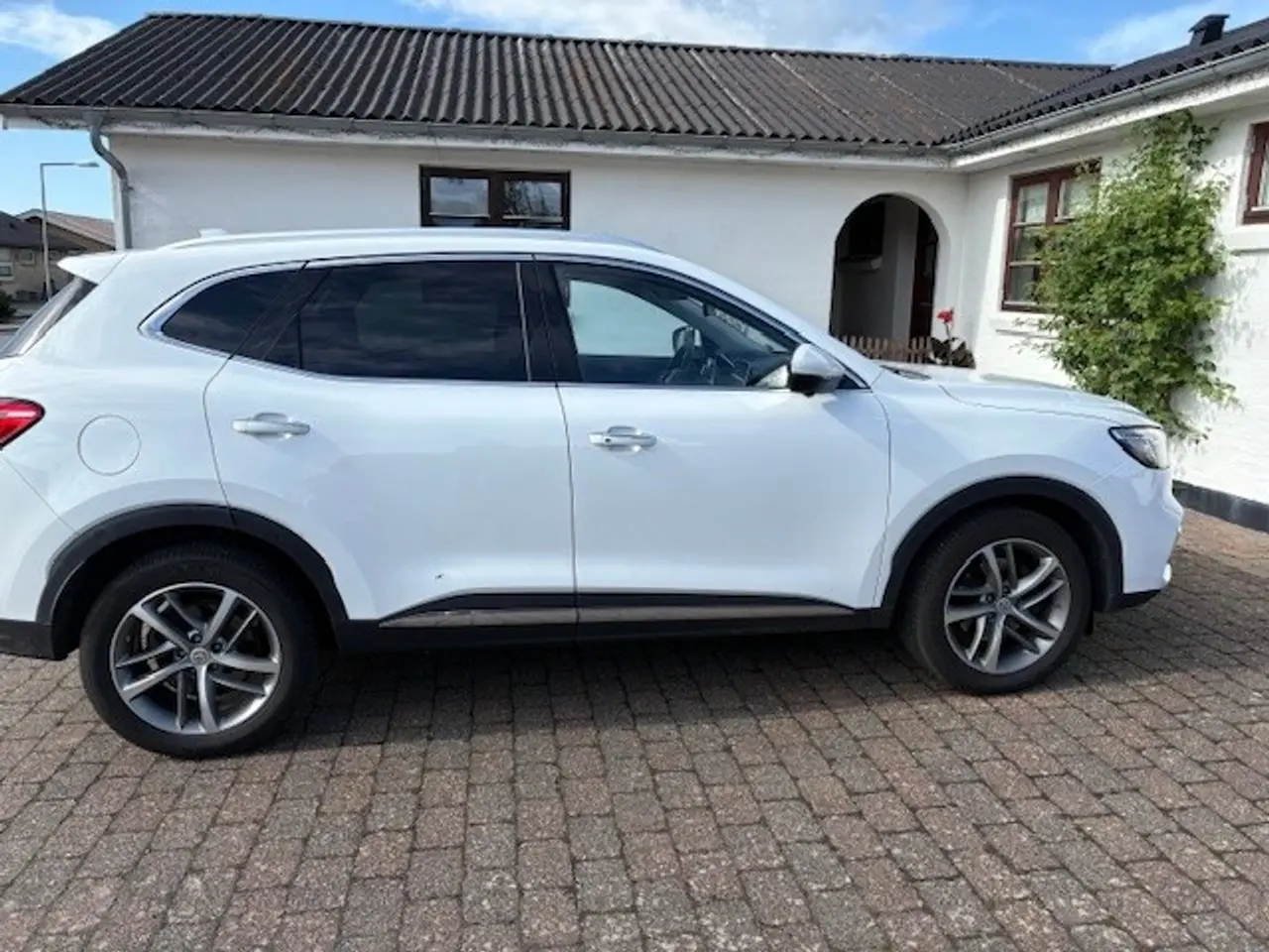 Billede 1 - MG EHS Luxury