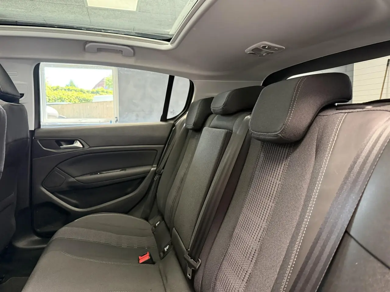 Billede 15 - Peugeot 308 1,6 BlueHDi Allure+ 120HK 5d