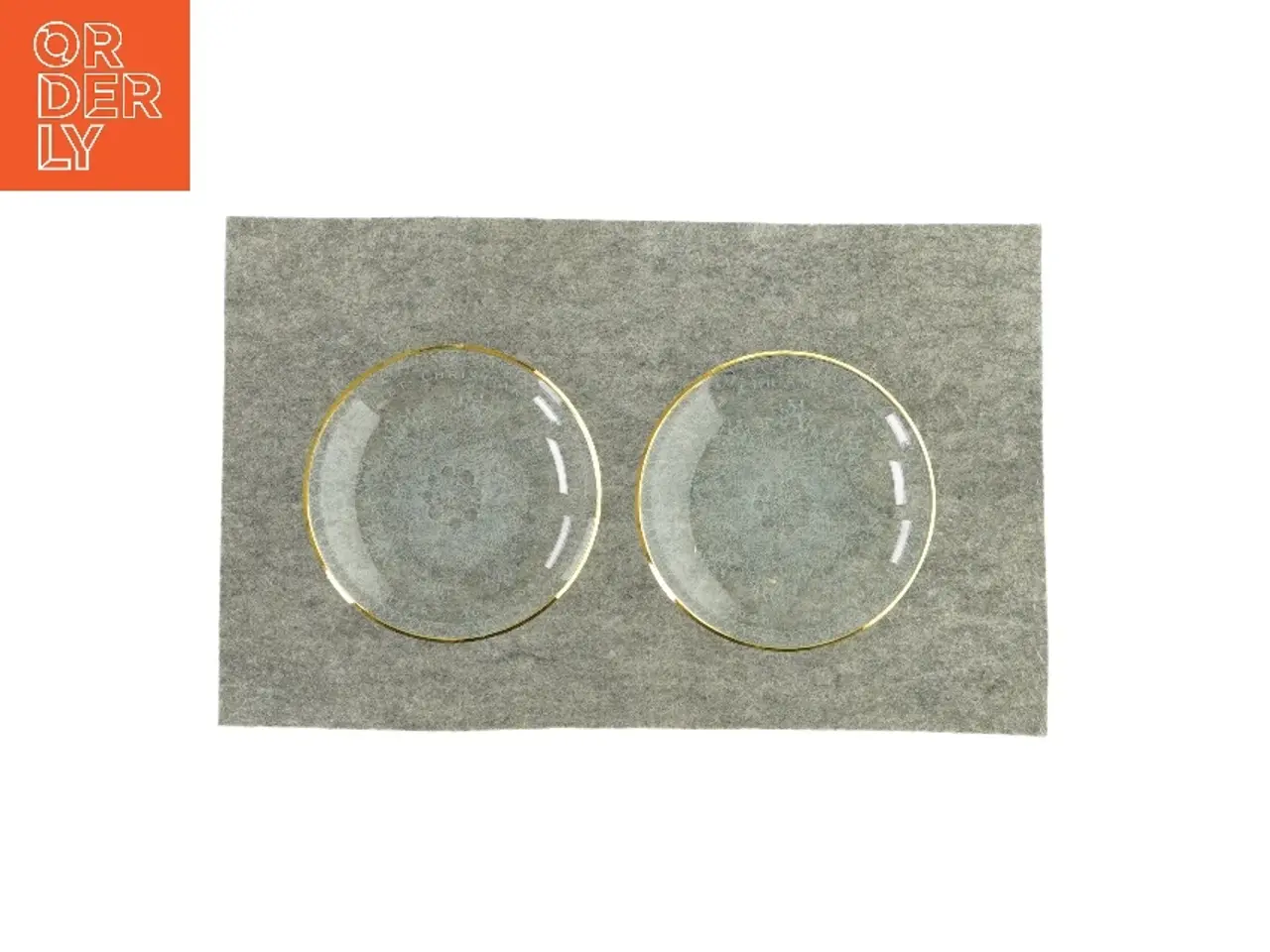 Billede 1 - 2 glas tallerkner med guldkant fra Ukendt (str. Ø:15)