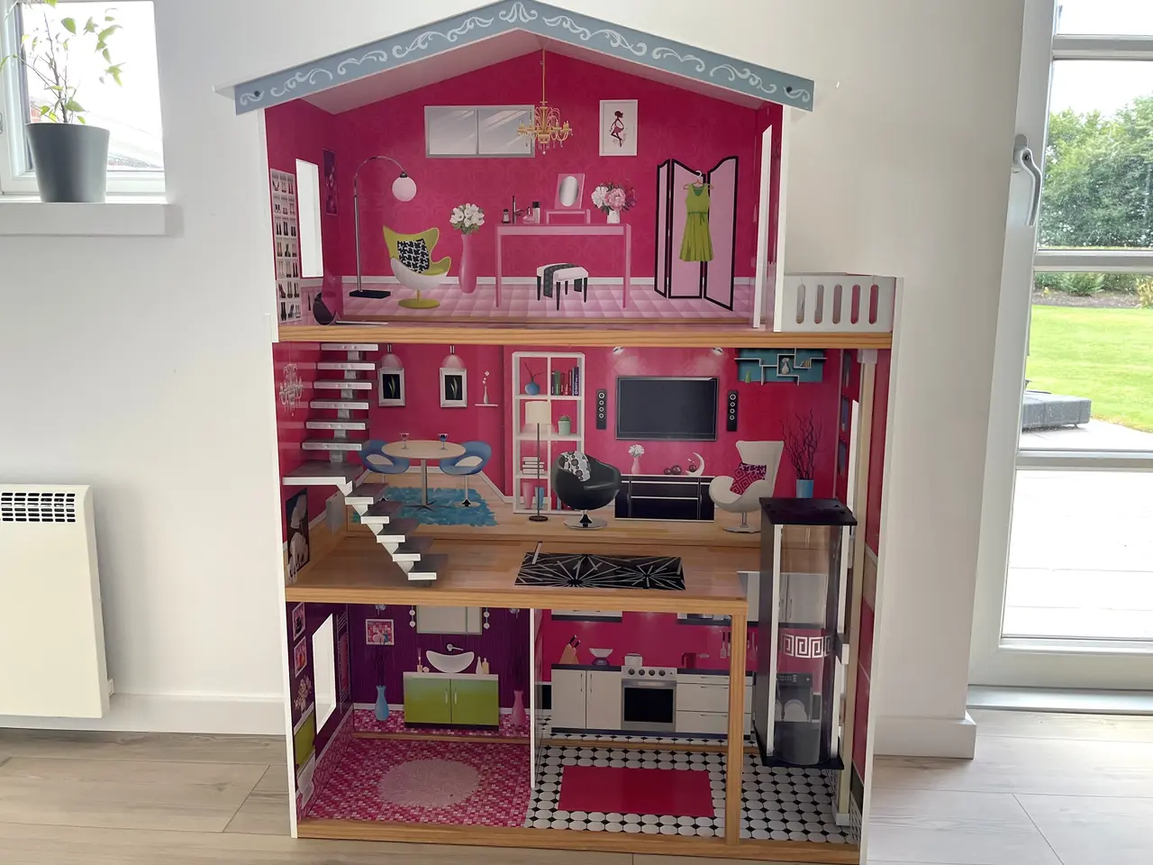 Billede 10 - Barbiehus, Barbiedukkehus