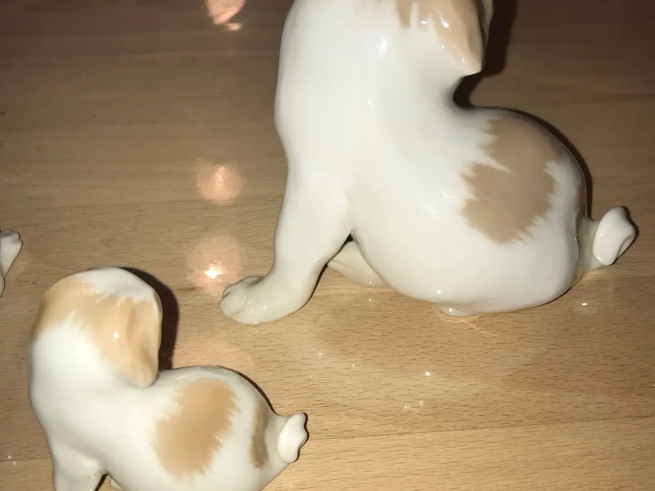 Billede 5 - Porcelæns Pekingesere.