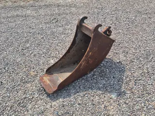 30cm Graveskovl med Beco Skifte