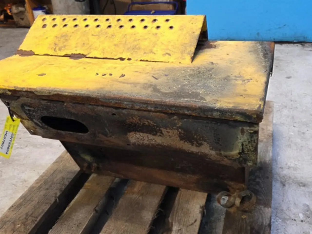 Billede 8 - New Holland FX40 Batterikasse 84011991