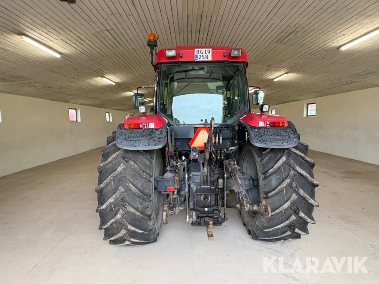 Billede 5 - Traktor med frontlæsser McCormick MC115