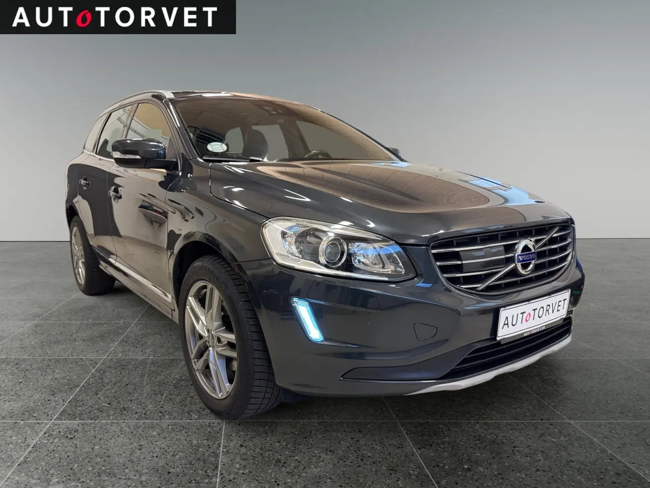 Billede 2 - Volvo XC60 2,4 D5 220 Momentum aut. AWD