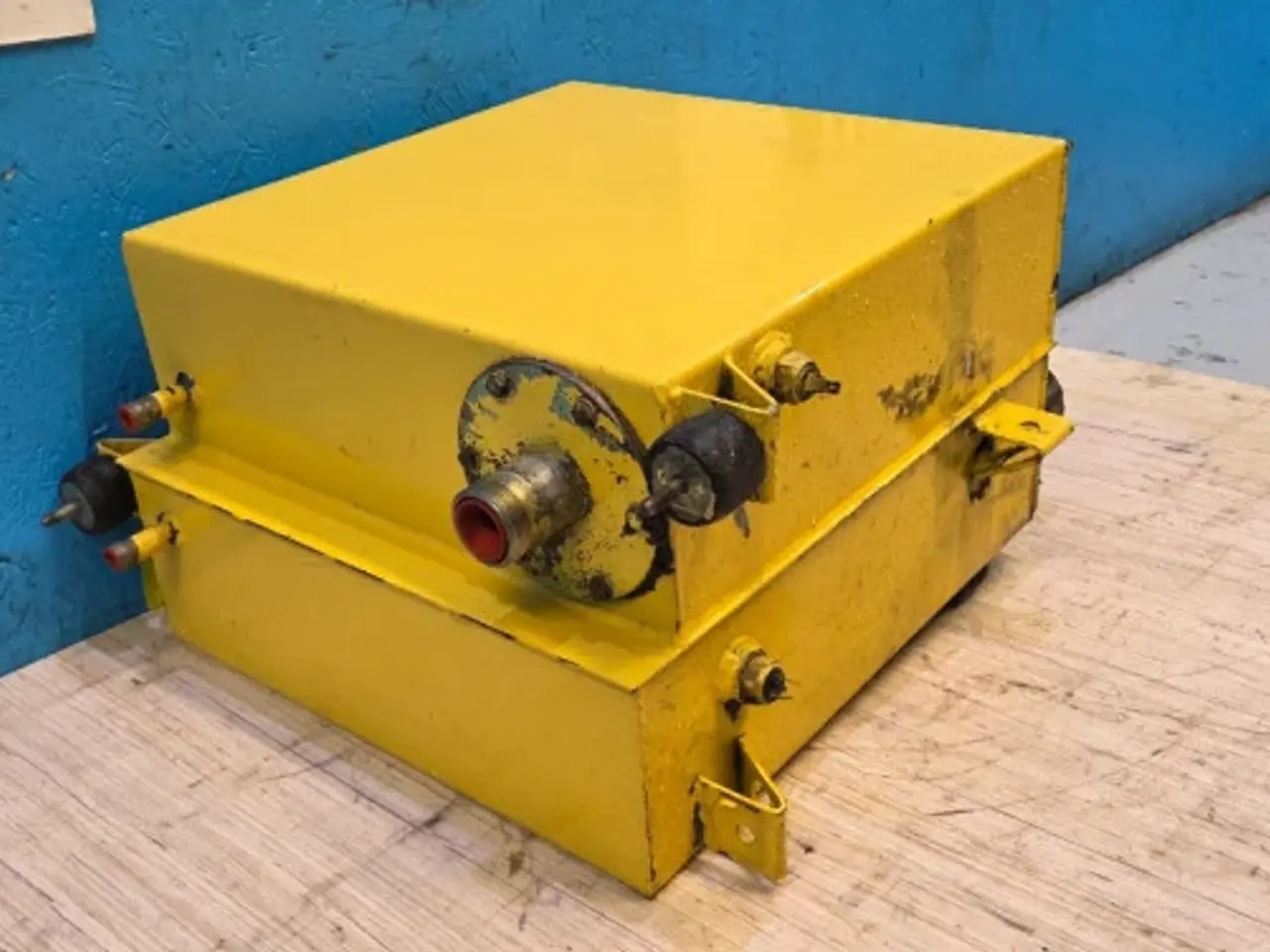 Billede 13 - New Holland TX68 Hydrauliktank 84000629
