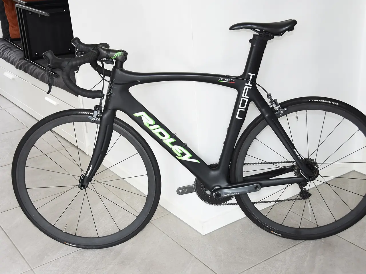 Billede 1 - carbon racercykel elektronisk gear