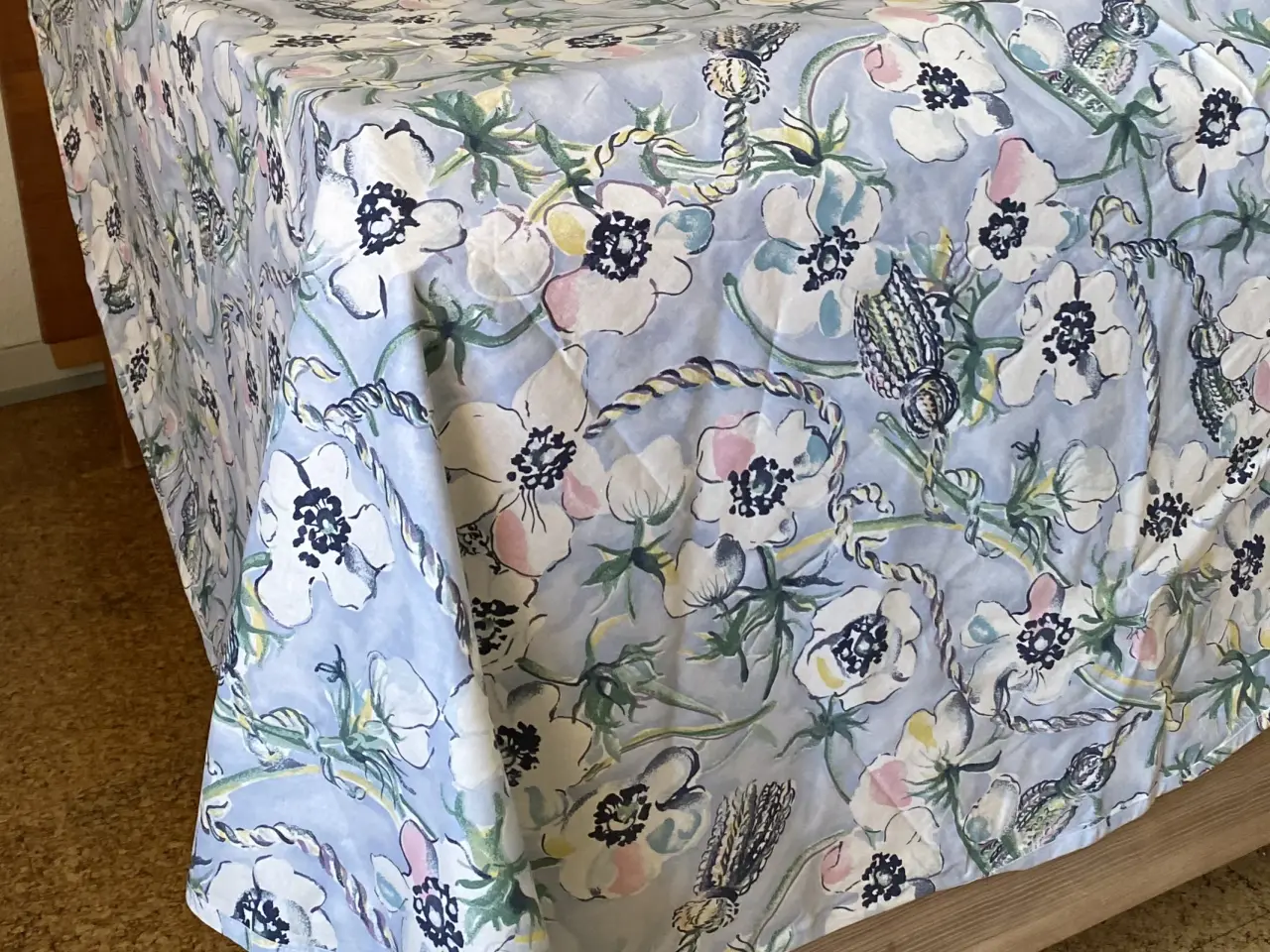 Billede 4 - Vintage dug til rundt bord med blomsterprint