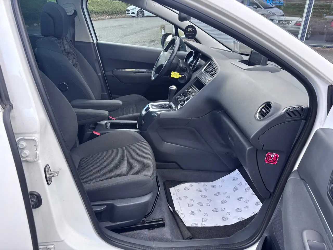 Billede 4 - Peugeot 5008 1,6 e-HDi 114 Style ESG 7prs