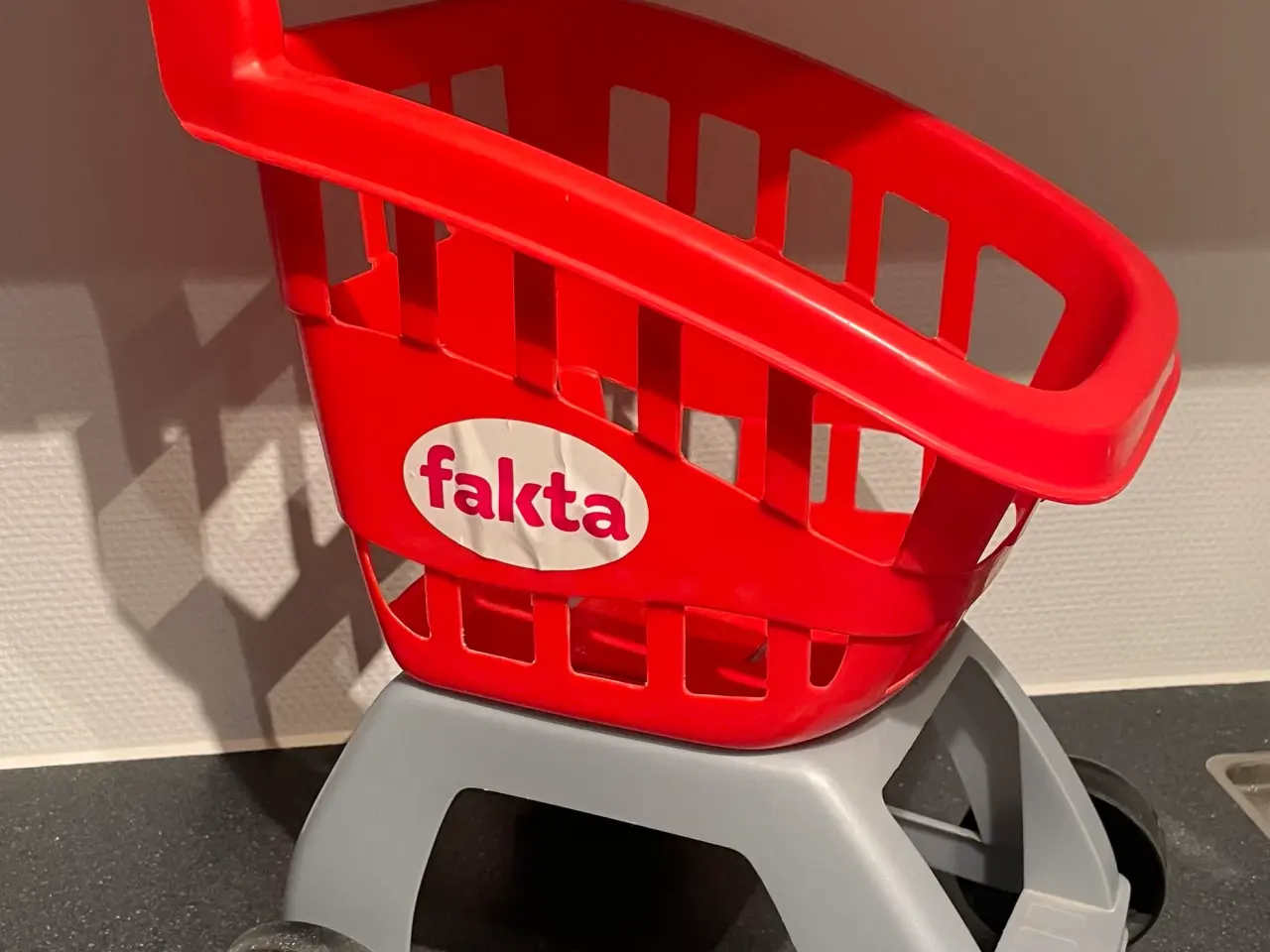 Billede 2 - Fakta kundevogn