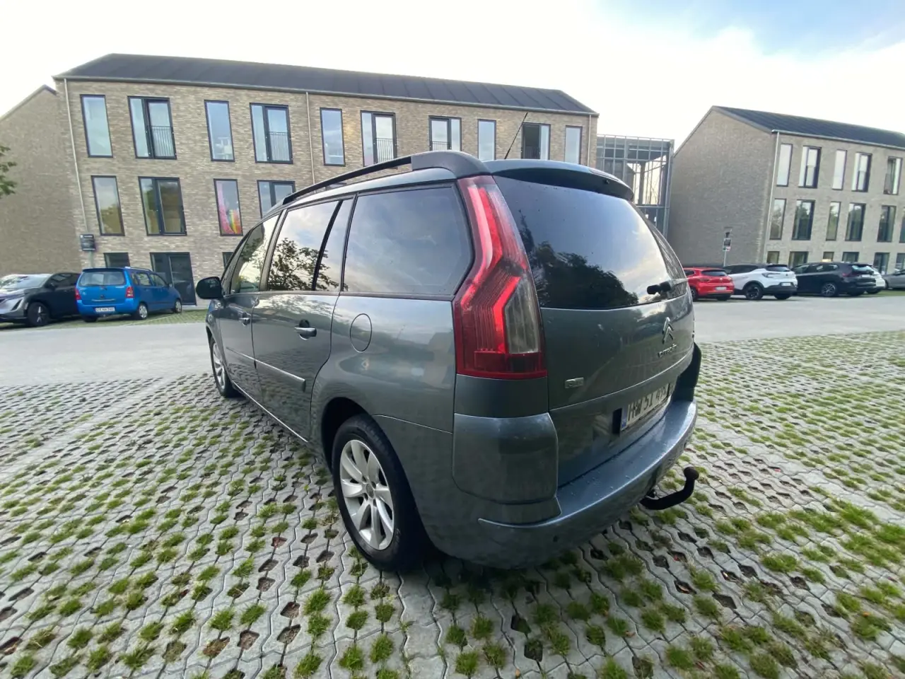 Billede 2 - C4 1.6 E-hdi lav km Automatisk gær