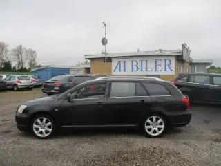 Toyota Avensis 1,8 VVT-i Terra stc.