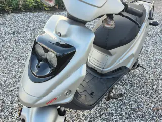 Motocr hot50 4 takt 30 knallert