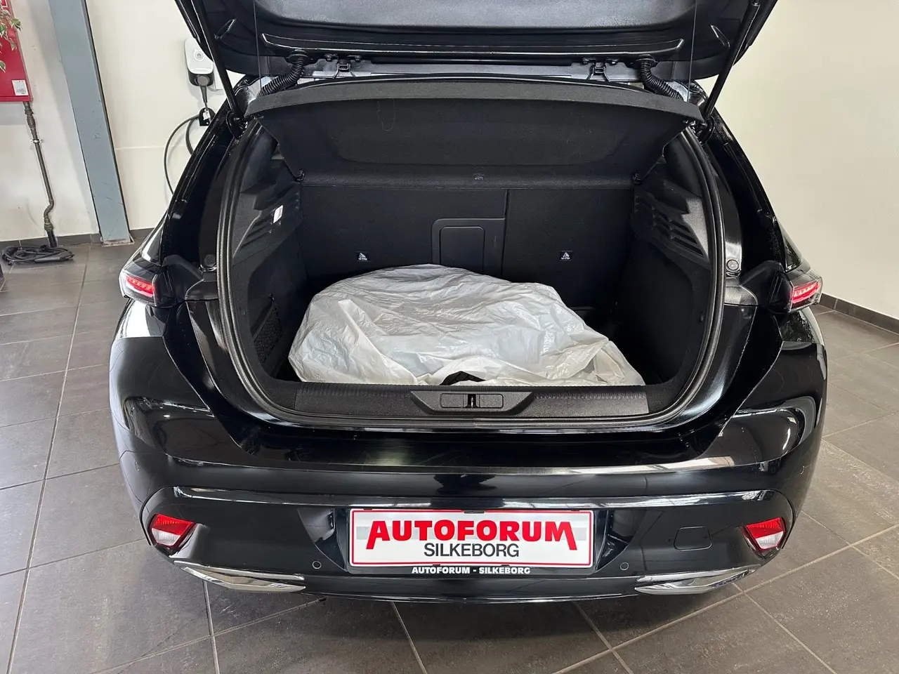 Billede 15 - Peugeot 308 1,5 BlueHDi 130 Allure Pack EAT8