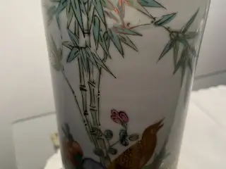 Flot lampe med skærm