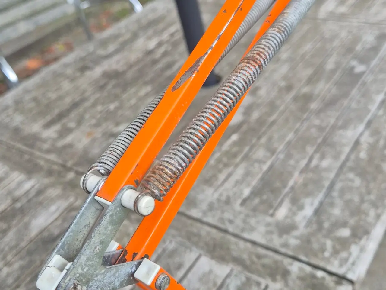 Billede 9 - Rustik og solid orange arkitektlampe