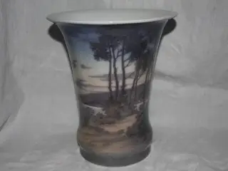 Dahl Jensen, vase m. landskab