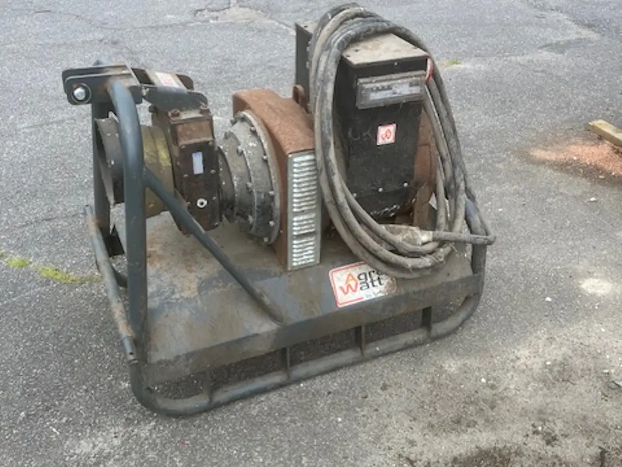 Billede 2 - Nødstrømsanlæg /generator til traktor