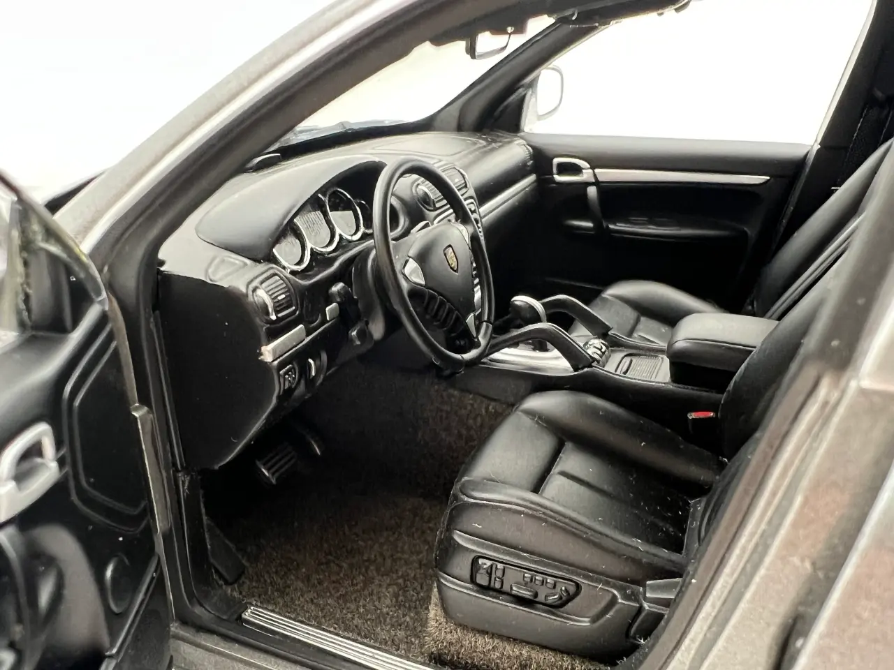 Billede 7 - 2003 Porsche Cayenne Turbo - AUTOart - 1:18