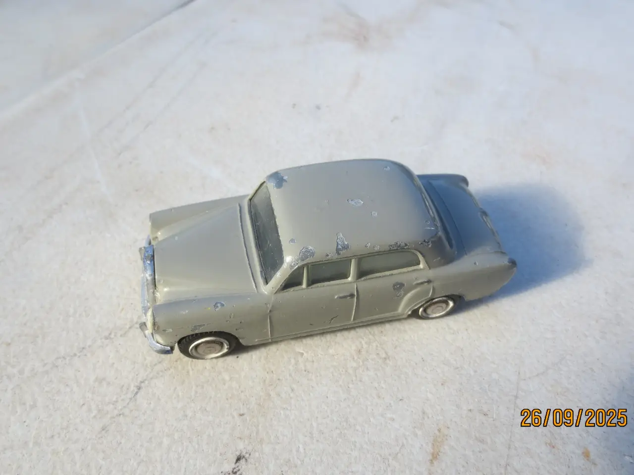 Billede 8 - 2 stk Forskellige Tekno Denmark Biler Merceds Ben
