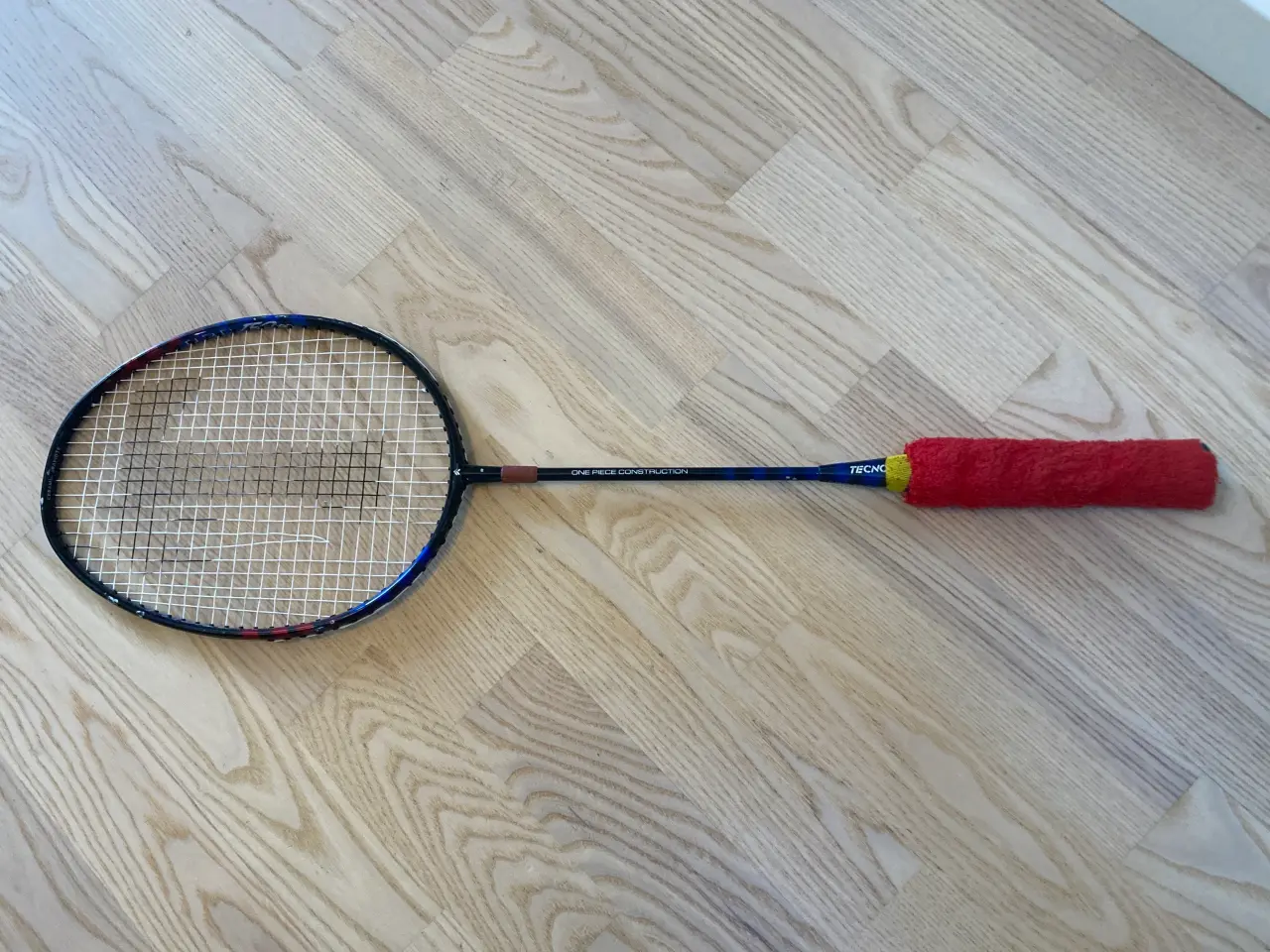Billede 1 - Badminton ketcher fra Tecnopro