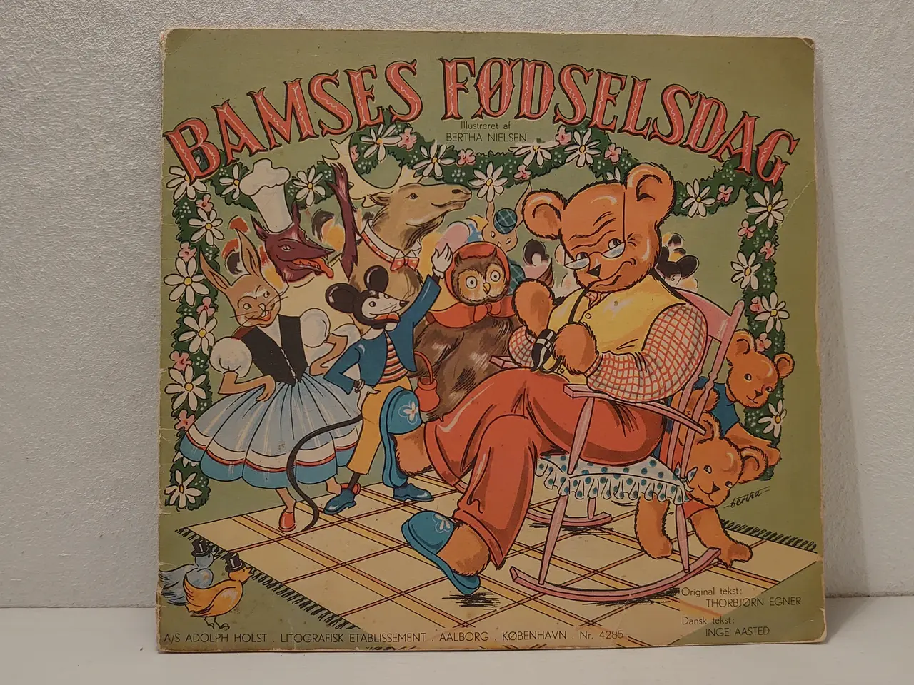 Billede 1 - Inge Aasted:Bamses Fødselsdag. Adolph Holst 4285