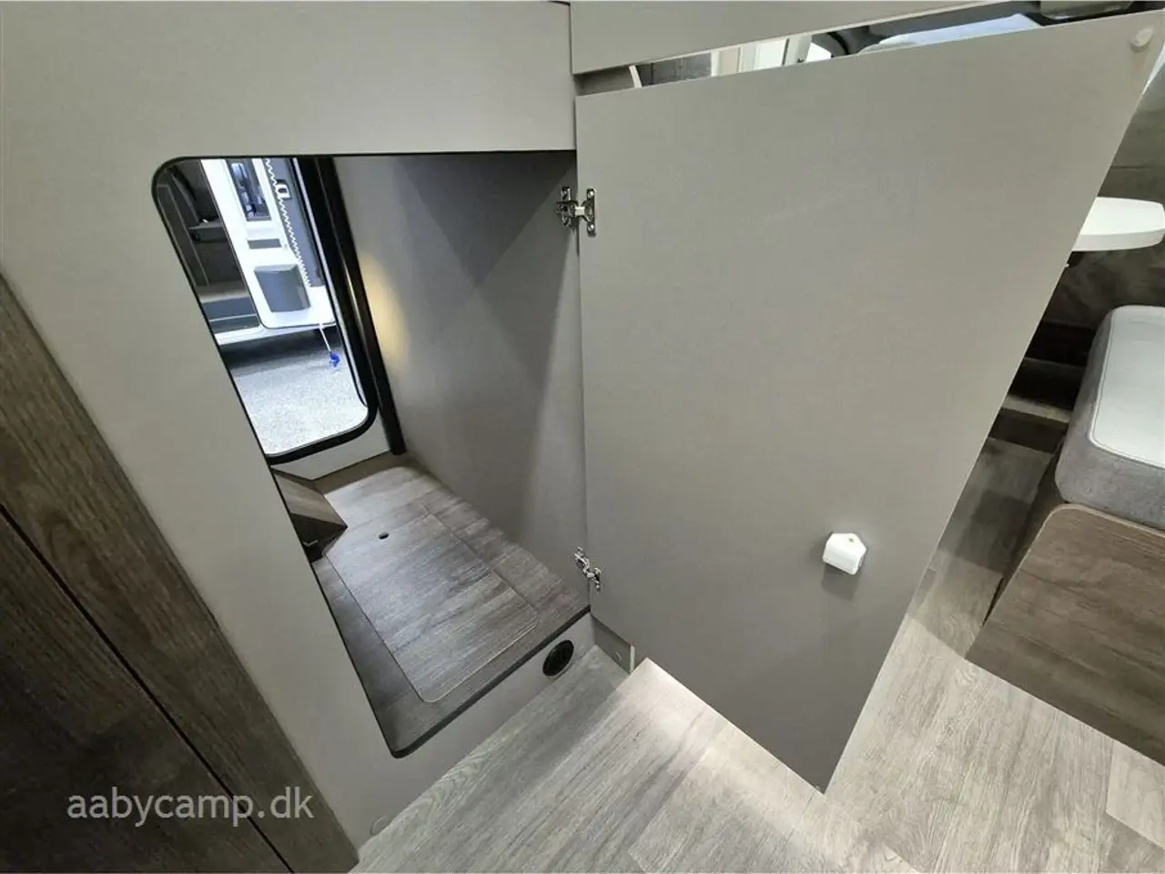 Billede 17 - 2026 - Benimar Tessoro 481 Under 6 mtr