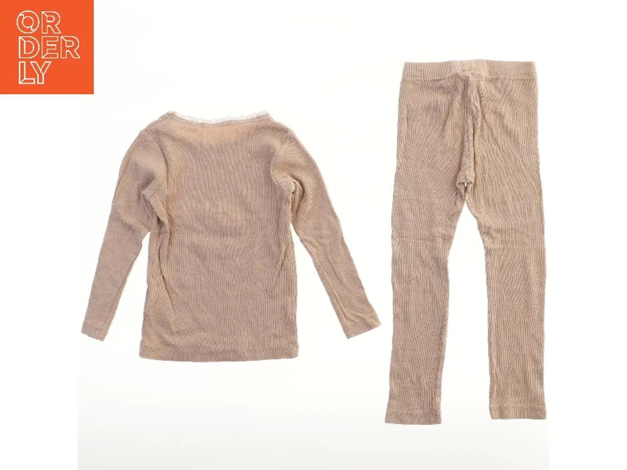 Billede 2 - Beige ribbet name it sæt med bluse og leggings fra Name It (str. 104)