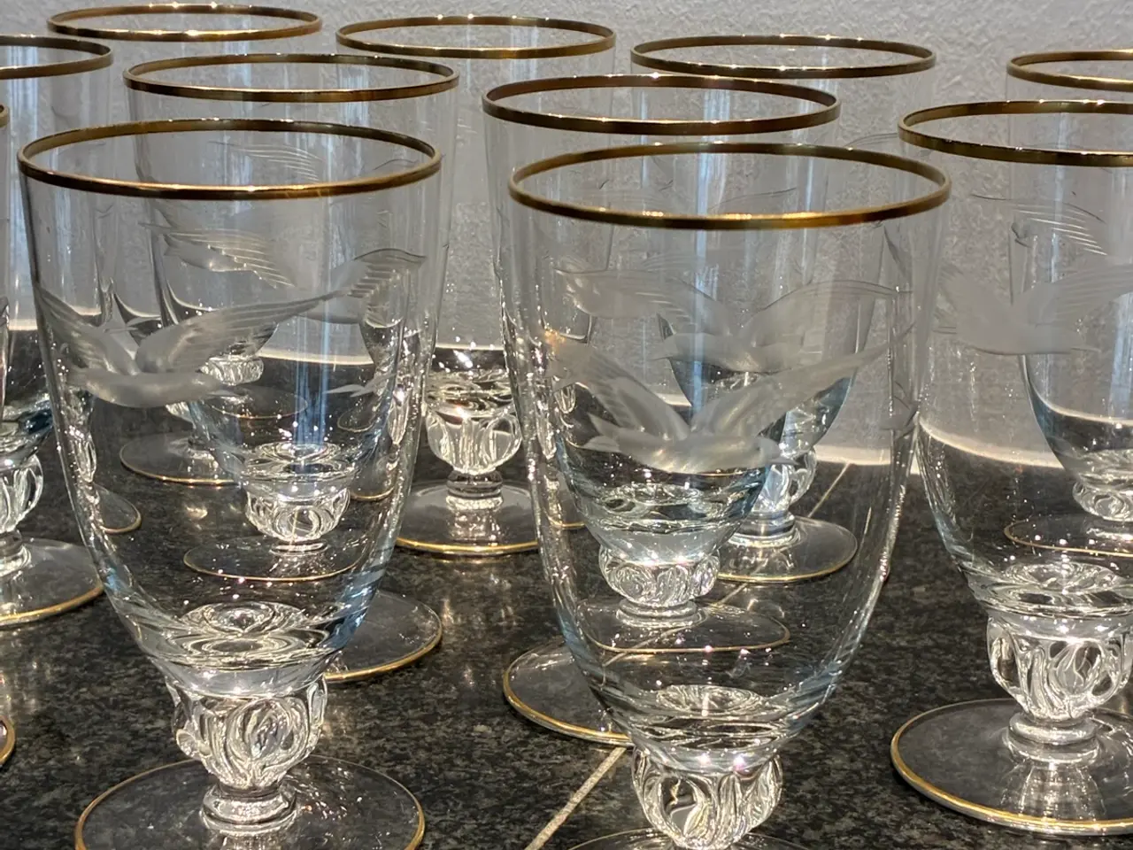 Billede 1 - Lyngby måge ølglas med måge
