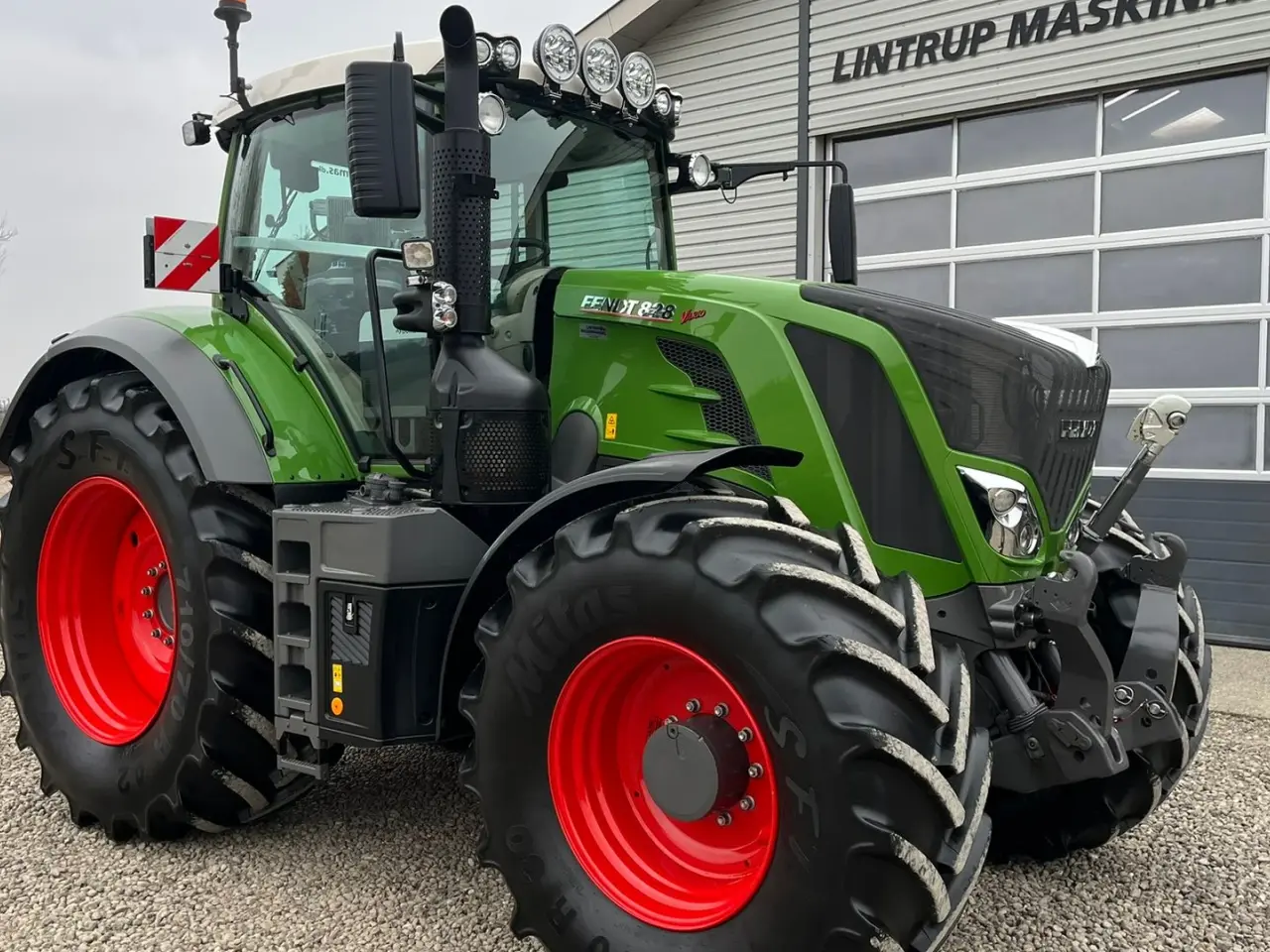 Billede 19 - Fendt 828 Vario S4 Profi Plus Med frontlift
