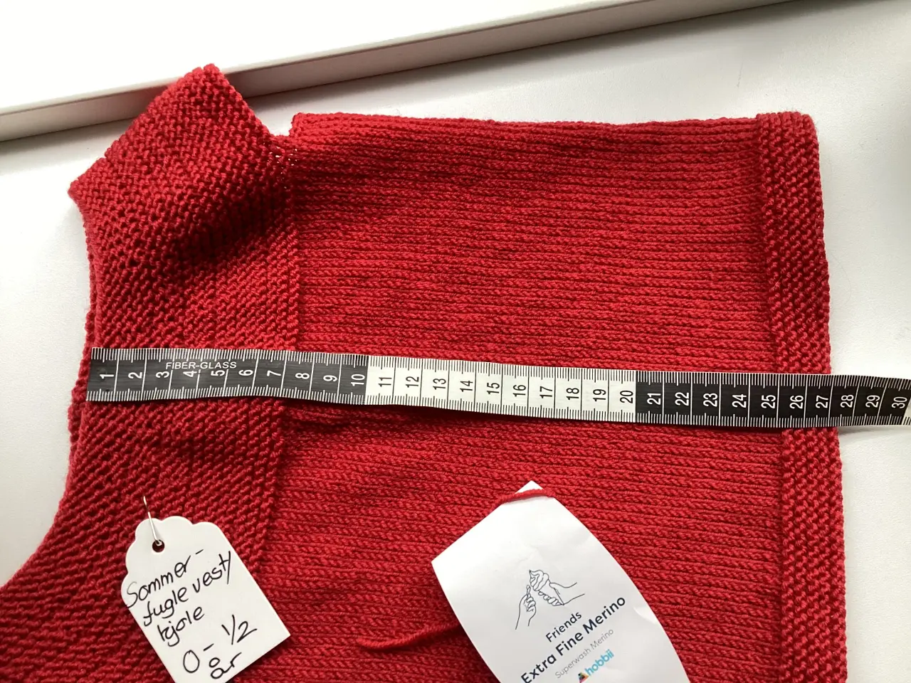 Billede 3 - kjole / top håndstrikket i merino +små sutsko