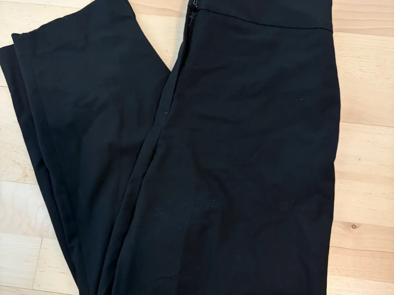 Billede 1 - Sorte pæne bukser fra H&M