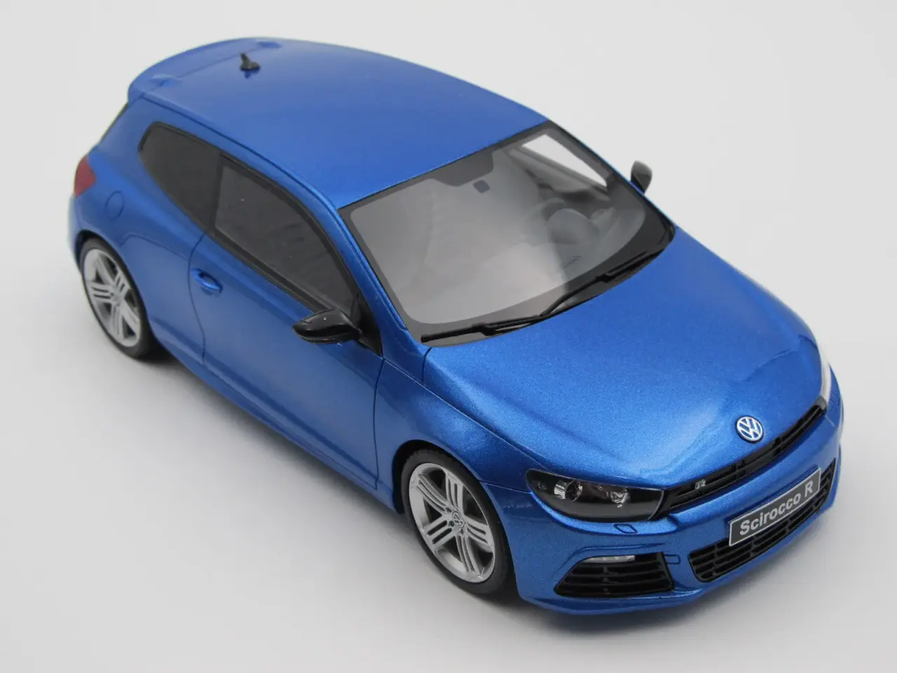 Billede 5 - 2008 VW Scirocco R 1:18 Super god kvalitet!