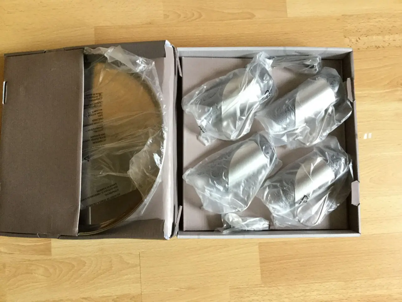 Billede 4 - *Nyt sæt*  4 Cafeglas - 4 Skeer - 1 Bakke