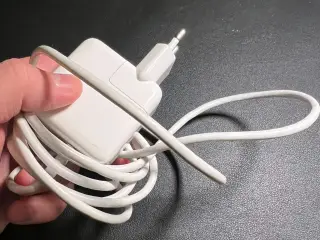 30W usb-c power adaptor til Apple AirBook