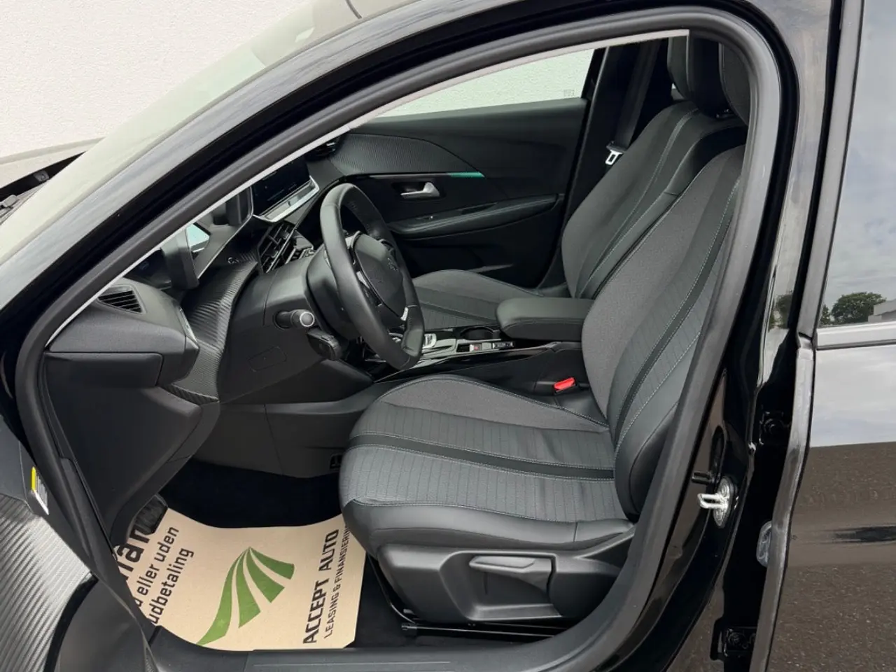 Billede 5 - Peugeot e-208 50 Allure Pack