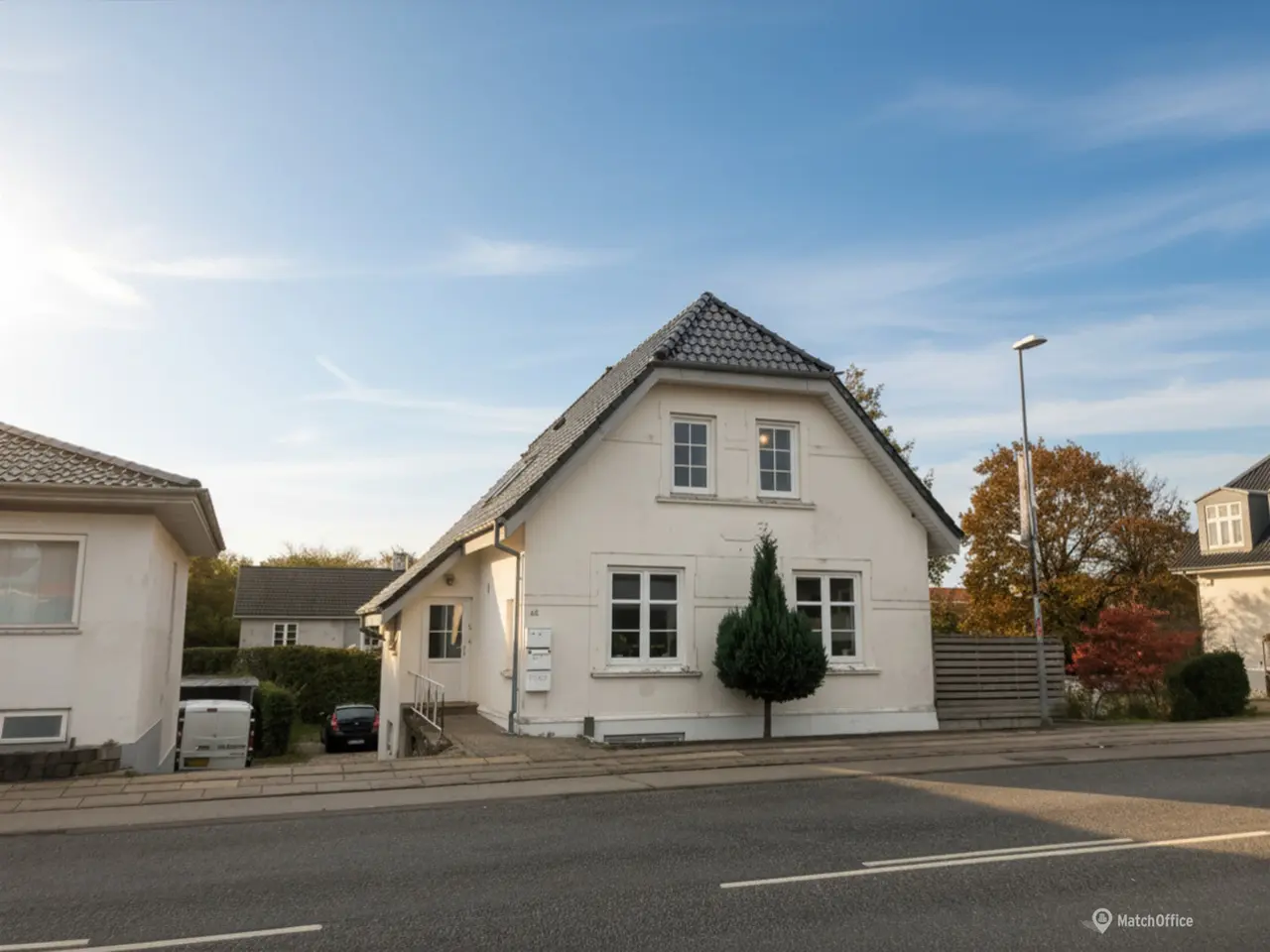 Billede 1 - Velholdt. lys boligudlejningsejendom til salg i Kolding