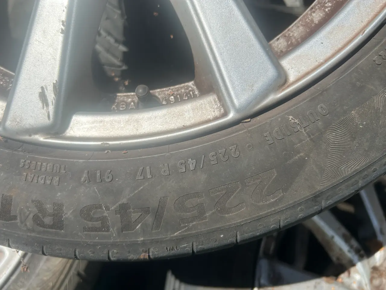 Billede 2 - Mercedes 200 220d osv ??