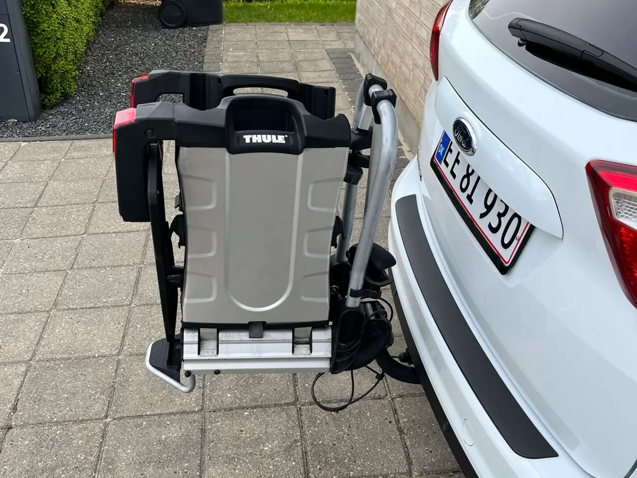 Billede 14 - Thule Easyfold 932 cykelholder til 2 cykler, vippe