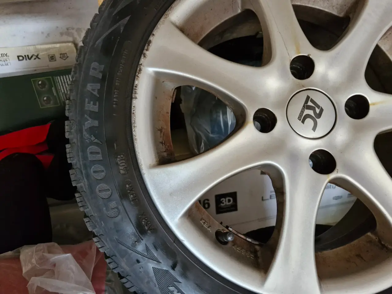 Billede 2 - Dæk og alu.fælge mitsubishi