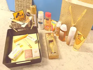 Stor guldpakke med pleje, beauty og boligtilbehør