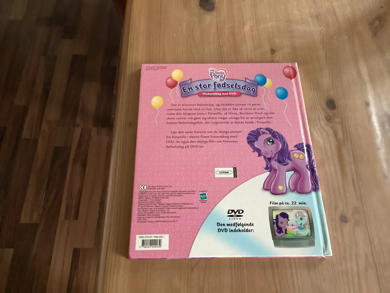 Billede 2 - My Little Pony Bøger, Dragt