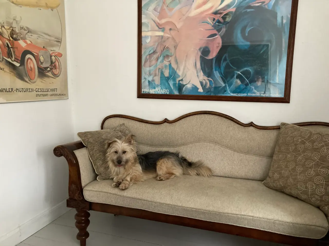 Billede 1 - Salonsofa fra 1800 tallet i lyst nypolstret uld